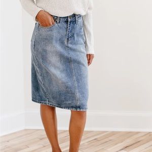 The Main Street Exchange Kyra Denim Skirt Size 14